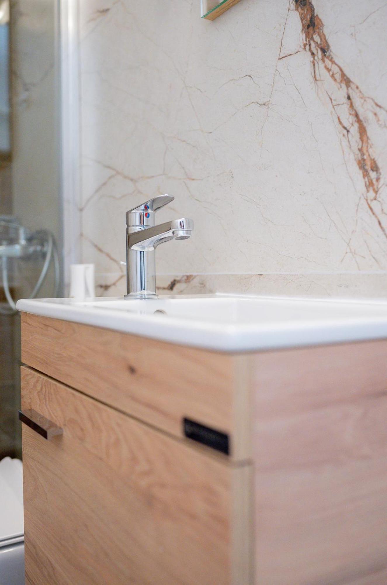 G&G Apartment Kiáton Zewnętrze zdjęcie